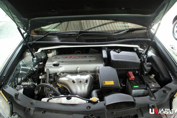 ULTRA RACING フロントタワーバー トヨタ カムリ AVV50 2011/09〜2017/07 TW2-1980