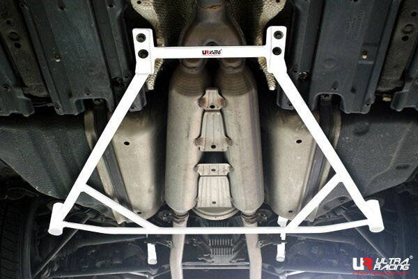 ULTRA RACING リアメンバーブレース トヨタ セルシオ UCF30/UCF31 2000/08〜2006/05 RL4-1353