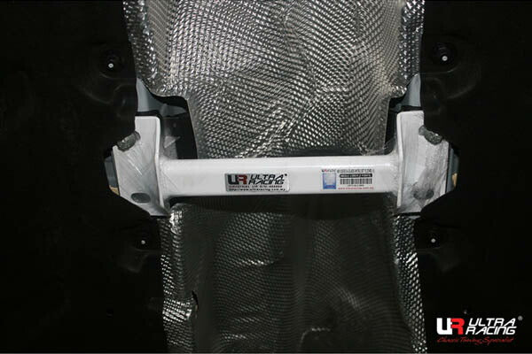 ULTRA RACING ミドルメンバーブレース MERCEDES BENZ Aクラス W176 176044 2012/11〜 ML2-2805