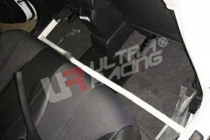 ULTRA RACING ルームバー トヨタ セリカ ZZT230/ZZT231 1999/09〜2006/04 RO2-582