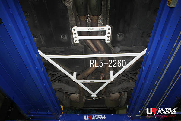 ULTRA RACING リアメンバーブレース BMW 3シリーズ E93 DX35/WL35 2005/04〜2014/02 RL5-2260
