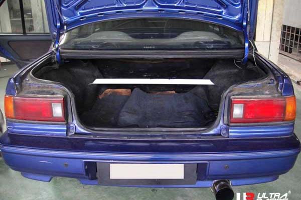 ULTRA RACING リアタワーバー ホンダ シビック EF3/EF9 1989/03〜1991/09 RE2-066