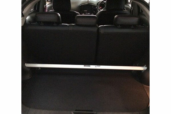 ULTRA RACING リアタワーバー ニッサン ジューク F15/YF15 2010/06〜 RE2-2336
