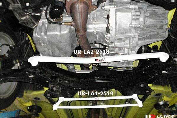 ULTRA RACING フロントメンバーブレース スズキ スイフトスポーツ ZC32S 2011/12〜2016/12 LA4-2519