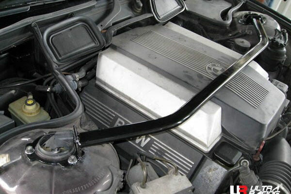 ULTRA RACING フロントタワーバー BMW 7シリーズ E38 GF35/GF40/GF44/GG35/GG44/GJ50/GK50 1994/10〜2002/04 TW2-735