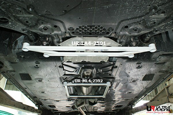 ULTRA RACING ミドルメンバーブレース マツダ アクセラ BM2FP/BM5FP/BMLFP 2013/11〜 ML4-2592