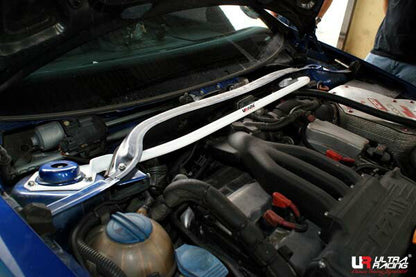 ULTRA RACING フロントタワーバー AUDI S3(A5) 8PCDLF 2009/02〜2013/09 TW2-1362