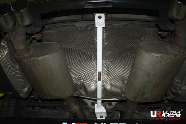 ULTRA RACING リアメンバーブレース BMW 3シリーズ E93 DX35/WL35 2005/04〜2014/02 RL2-2614