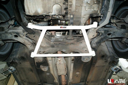 ULTRA RACING フロントメンバーブレース VOLKSWAGEN ゴルフIV 1JAGU/1JAUM 1998/08〜2004/06 LA4-1271