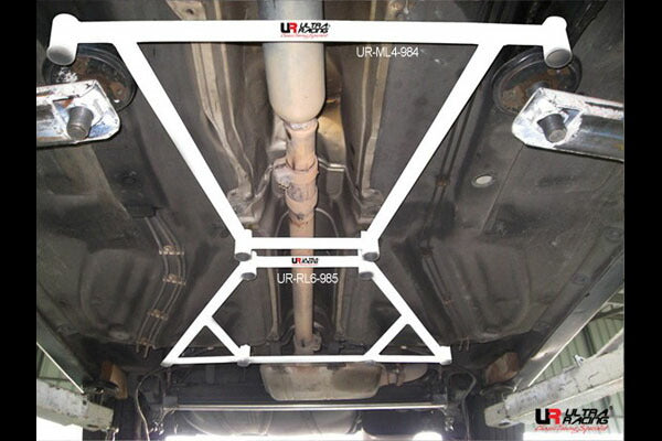 ULTRA RACING リアメンバーブレース VOLKSWAGEN ゴルフII 19PL 1989/10〜1992/04 RL6-985