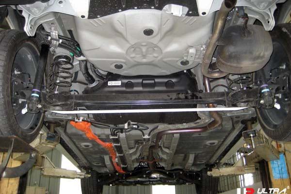 ULTRA RACING リアスタビライザー トヨタ アクア NHP10 2011/12〜 AR16-126