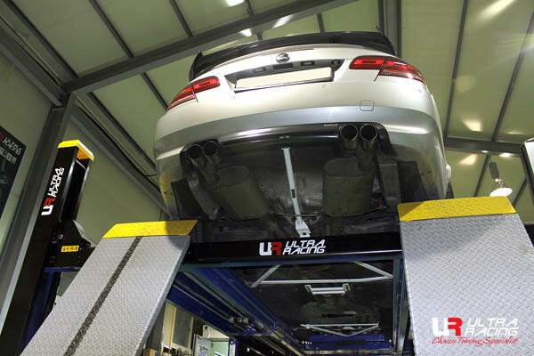 ULTRA RACING リアメンバーブレース BMW 3シリーズ E93 DX35/WL35 2005/04〜2014/02 RL2-2614
