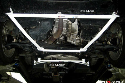 ULTRA RACING フロントメンバーブレース トヨタ アルファード/ヴェルファイア AGH30W/GGH30W 2015/01〜2023/06 LA4-367