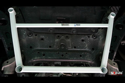 ULTRA RACING フロントメンバーブレース BMW 2シリーズ F45 2A15/6S15 2014/02〜 LA4-3857