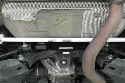 ULTRA RACING リアメンバーブレース BMW 3シリーズ F30 3D20 2012/09〜2015/07 RL2-2545