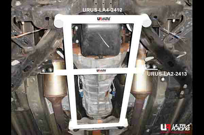 ULTRA RACING フロントメンバーブレース FORD マスタング  2006/06〜2016/12 LA2-2413