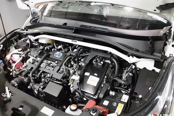 ULTRA RACING フロントタワーバー トヨタ C-HR NGX10/NGX50/ZYX10 2016/12〜 TW2-3838