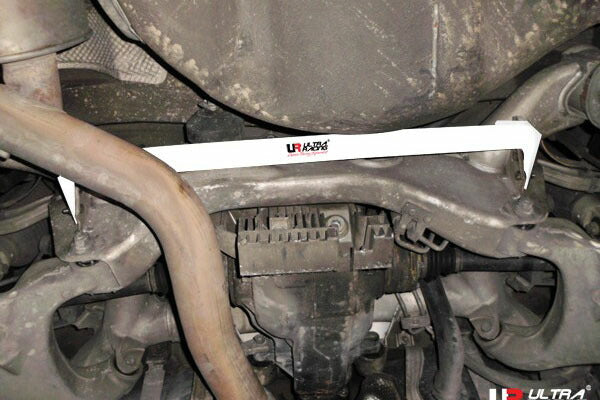 ULTRA RACING リアメンバーブレース BMW 7シリーズ E65 HL40 2001/10〜2009/03 RL2-2057