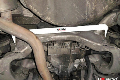 ULTRA RACING リアメンバーブレース BMW 7シリーズ E65 HL40 2001/10〜2009/03 RL2-2057