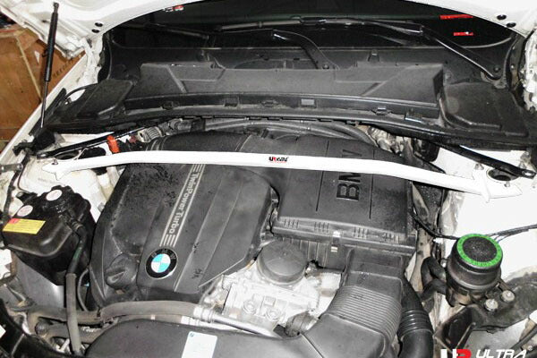 ULTRA RACING フロントタワーバー BMW 3シリーズ E93 DX35/WL35 2005/04〜2014/02 TW2-1796