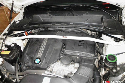 ULTRA RACING フロントタワーバー BMW 3シリーズ E90 AV30 2005/04〜2014/02 TW2-1796
