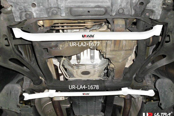 ULTRA RACING フロントメンバーブレース MERCEDES BENZ Rクラス W251 251077 2006/06〜2014/04 LA2-1677